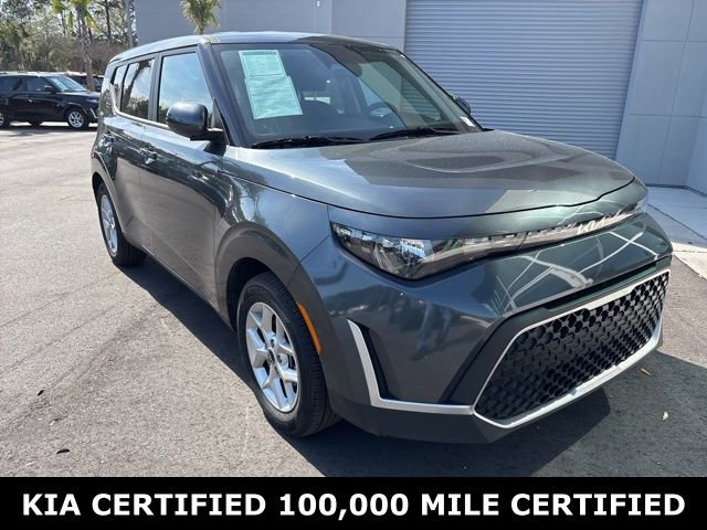 Certified 2025 Kia Soul LX w/ LX Technology Package image 3