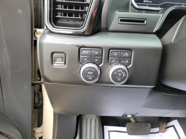 Used 2023 GMC Sierra 1500 AT4 w/ AT4 Premium Package image 15