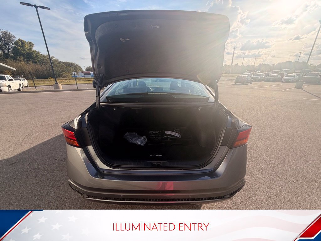Used 2026 Nissan Altima 2.5 SV FWD image 9