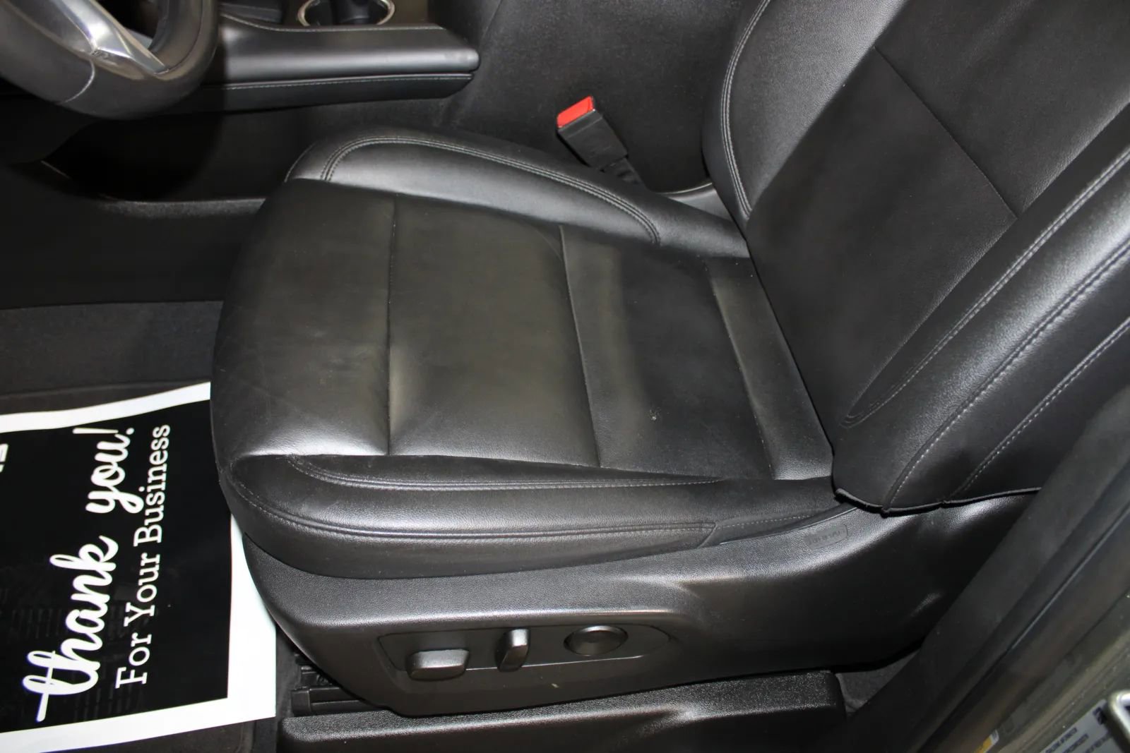 Used 2022 Chevrolet Tahoe Z71 w/ Luxury Package image 22