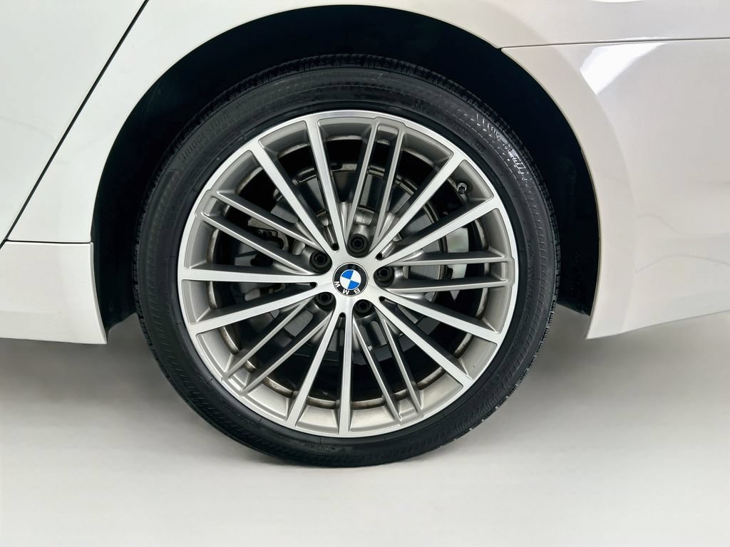 Used 2017 BMW 530i RWD image 29