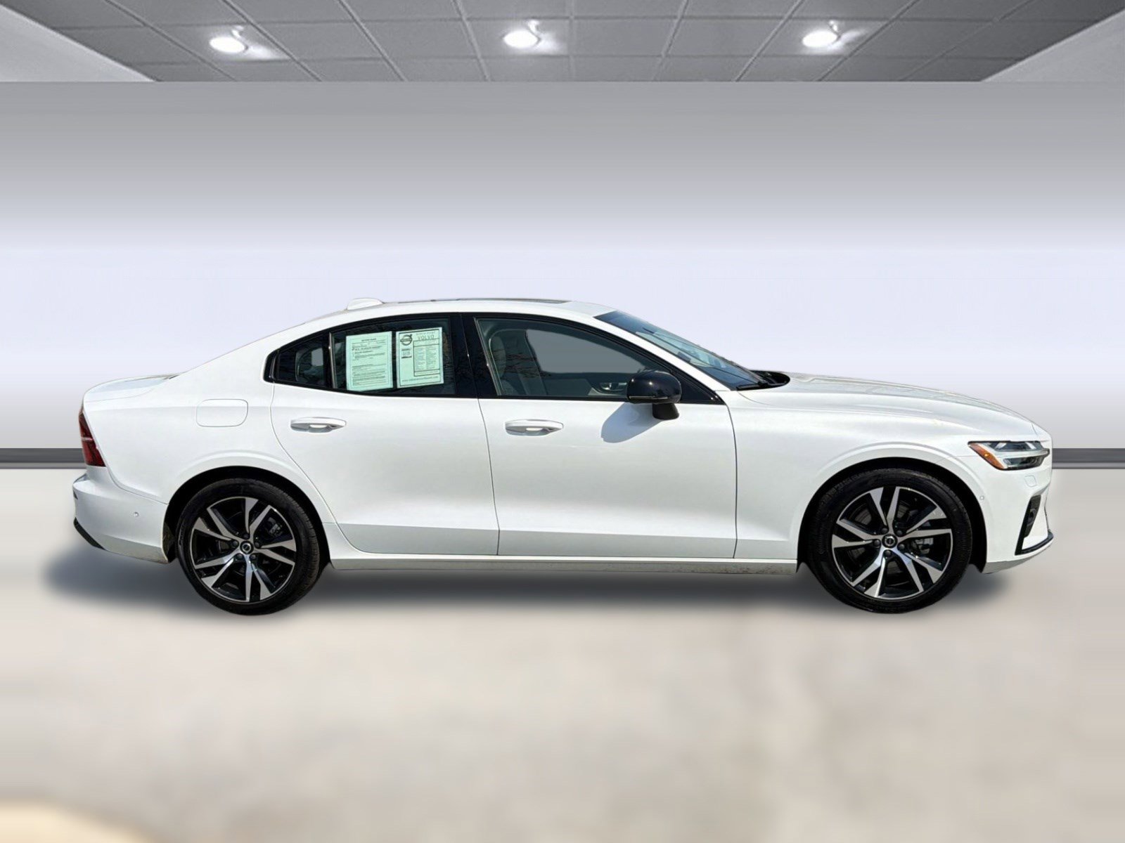 Certified 2024 Volvo S60 B5 Plus w/ Climate Package image 8