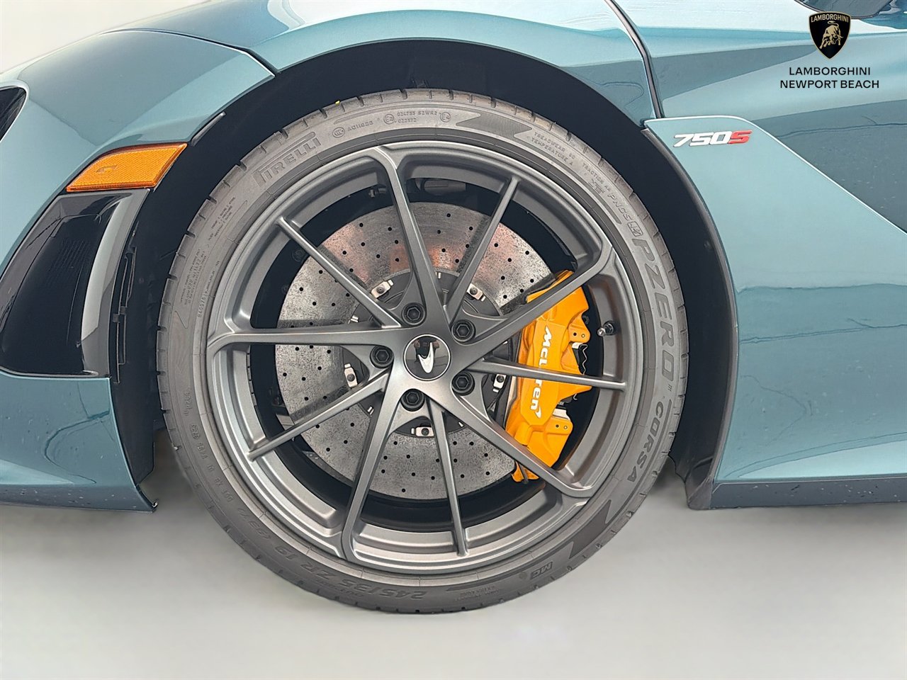 Used 2024 McLaren 750S RWD image 39