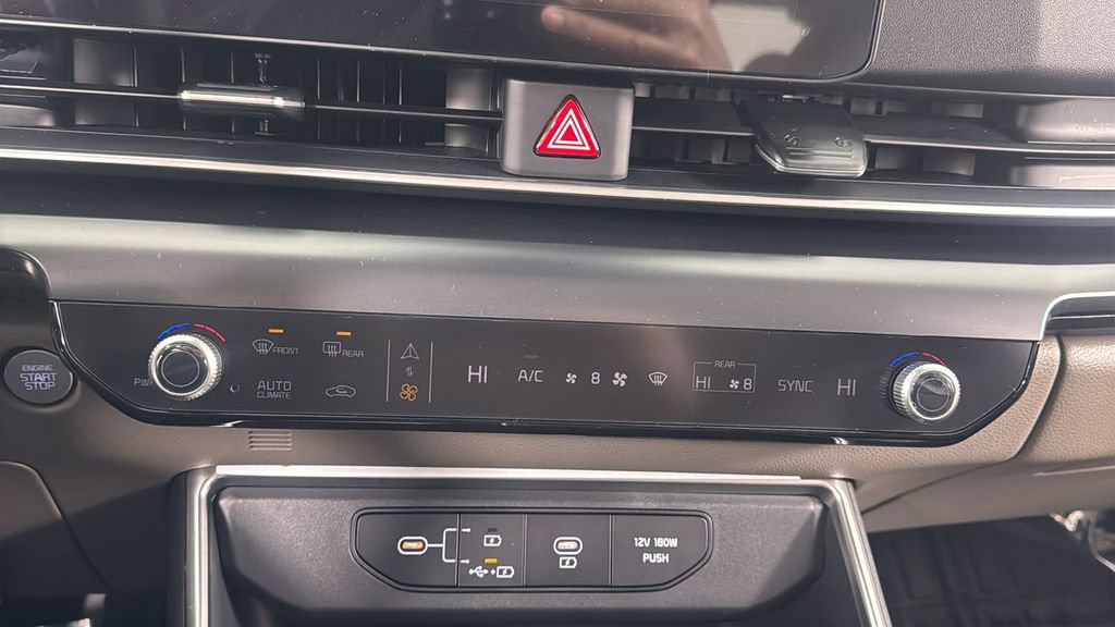 New 2026 Kia Carnival FWD image 27