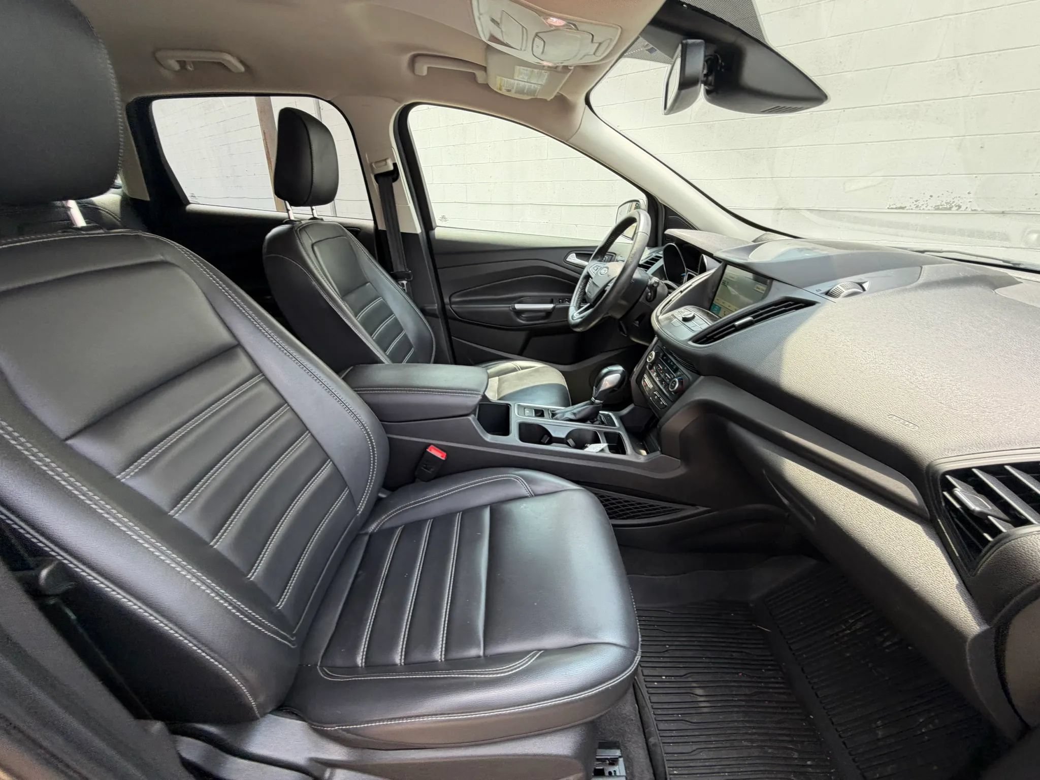 Used 2019 Ford Escape SEL AWD/4WD image 11