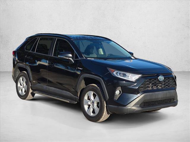 Used 2020 Toyota RAV4 XLE w/ Convenience Package AWD/4WD image 9