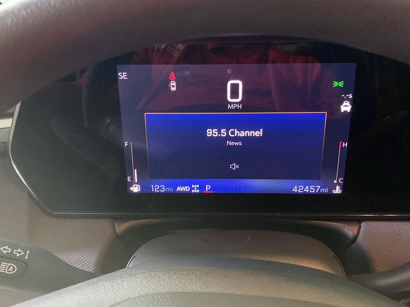Used 2025 Chevrolet TrailBlazer LT AWD/4WD image 41