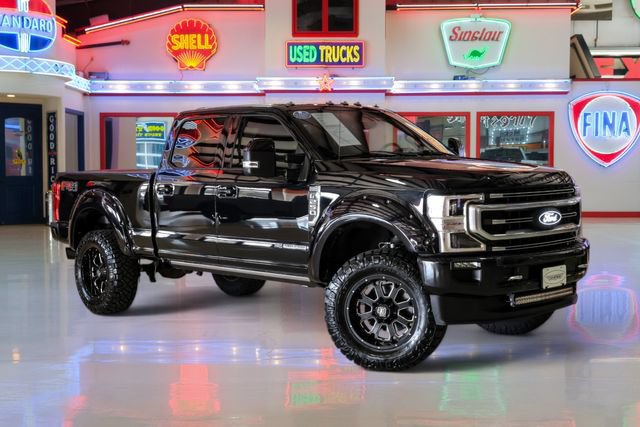 Used 2020 Ford F250 Platinum w/ FX4 Off-Road Package AWD/4WD image 1
