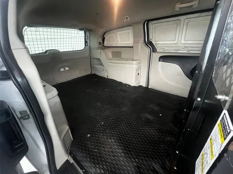 Used 2014 RAM C/V Tradesman image 16