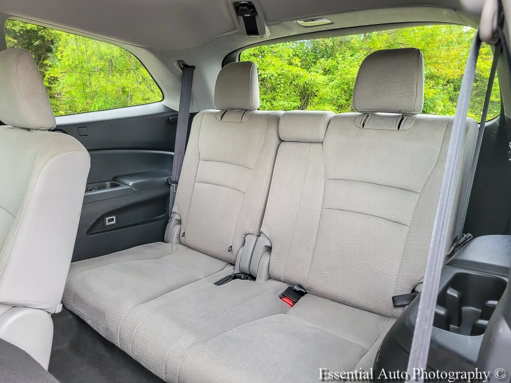 Used 2016 Honda Pilot LX image 11