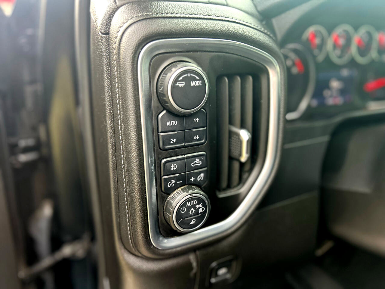Used 2021 Chevrolet Silverado 1500 LT w/ All Star Edition Plus image 16