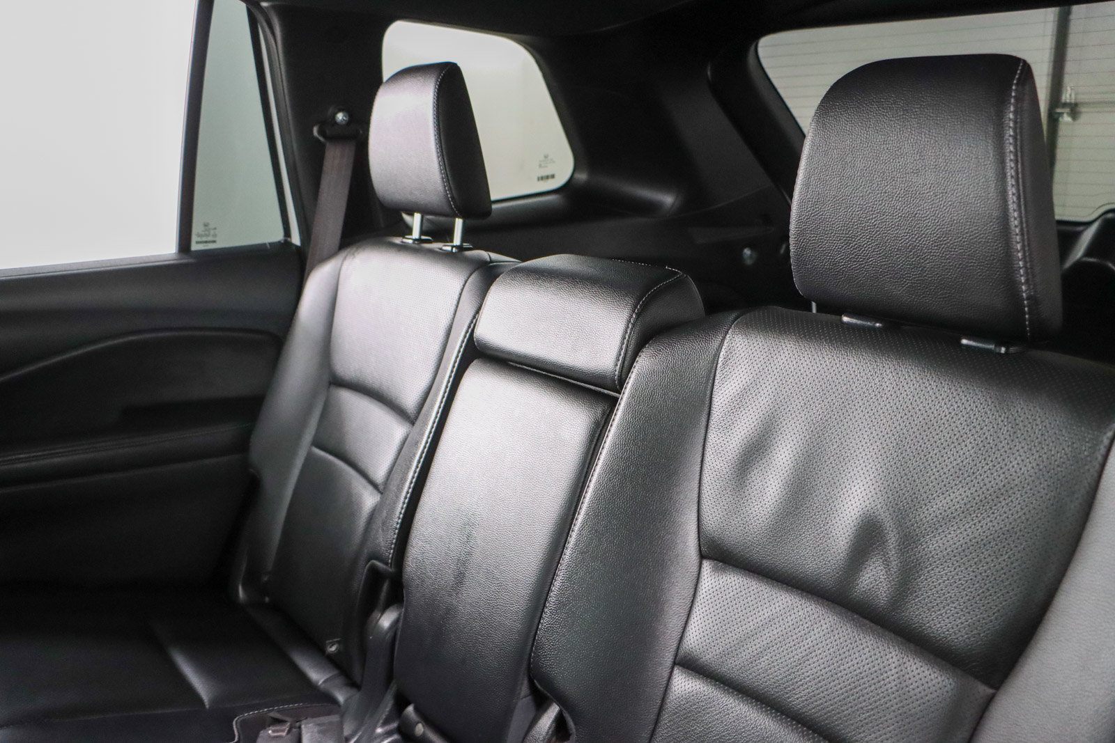 Used 2023 Honda Passport EX-L image 25
