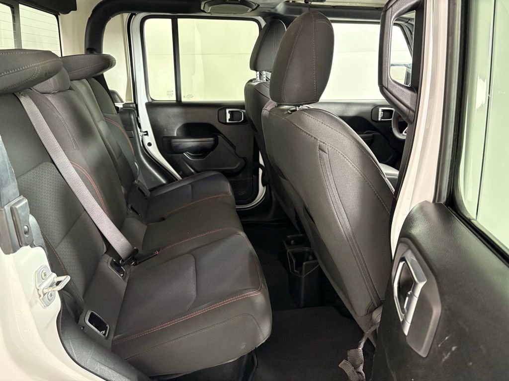 Used 2023 Jeep Gladiator Rubicon image 40
