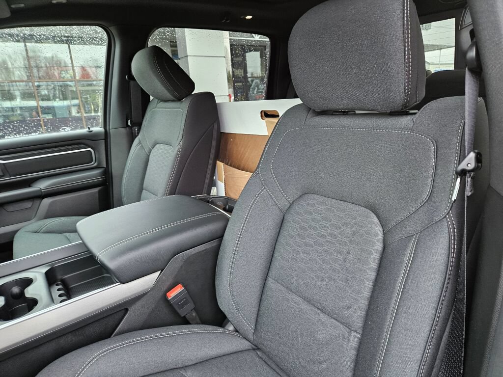 New 2026 RAM 1500 Big Horn AWD/4WD image 13