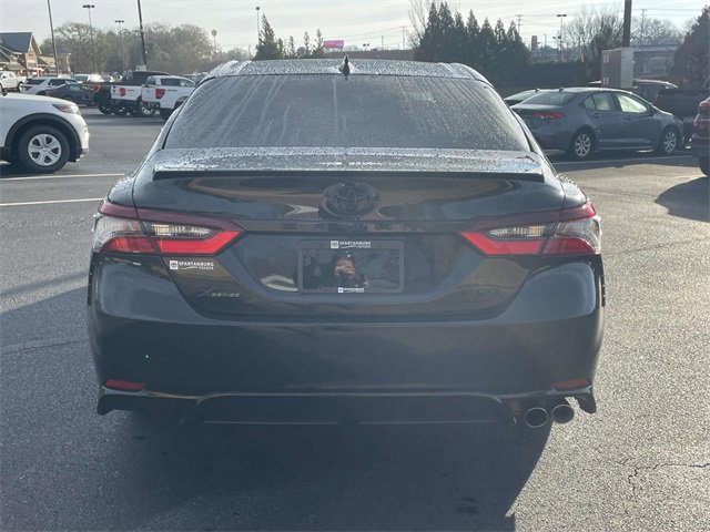 Used 2024 Toyota Camry SE image 5