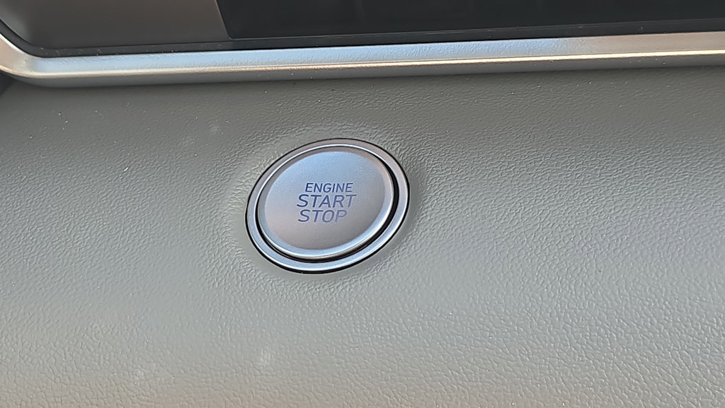 Certified 2026 Hyundai Elantra Sport FWD image 23