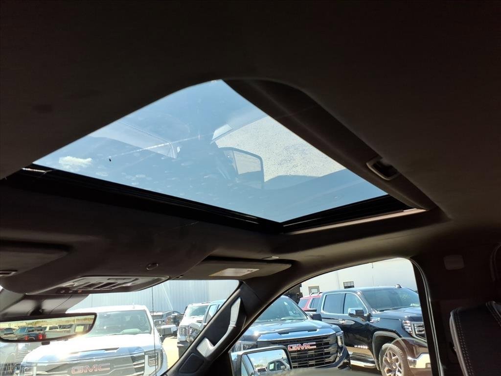 New 2026 GMC Sierra 1500 Denali Ultimate image 17