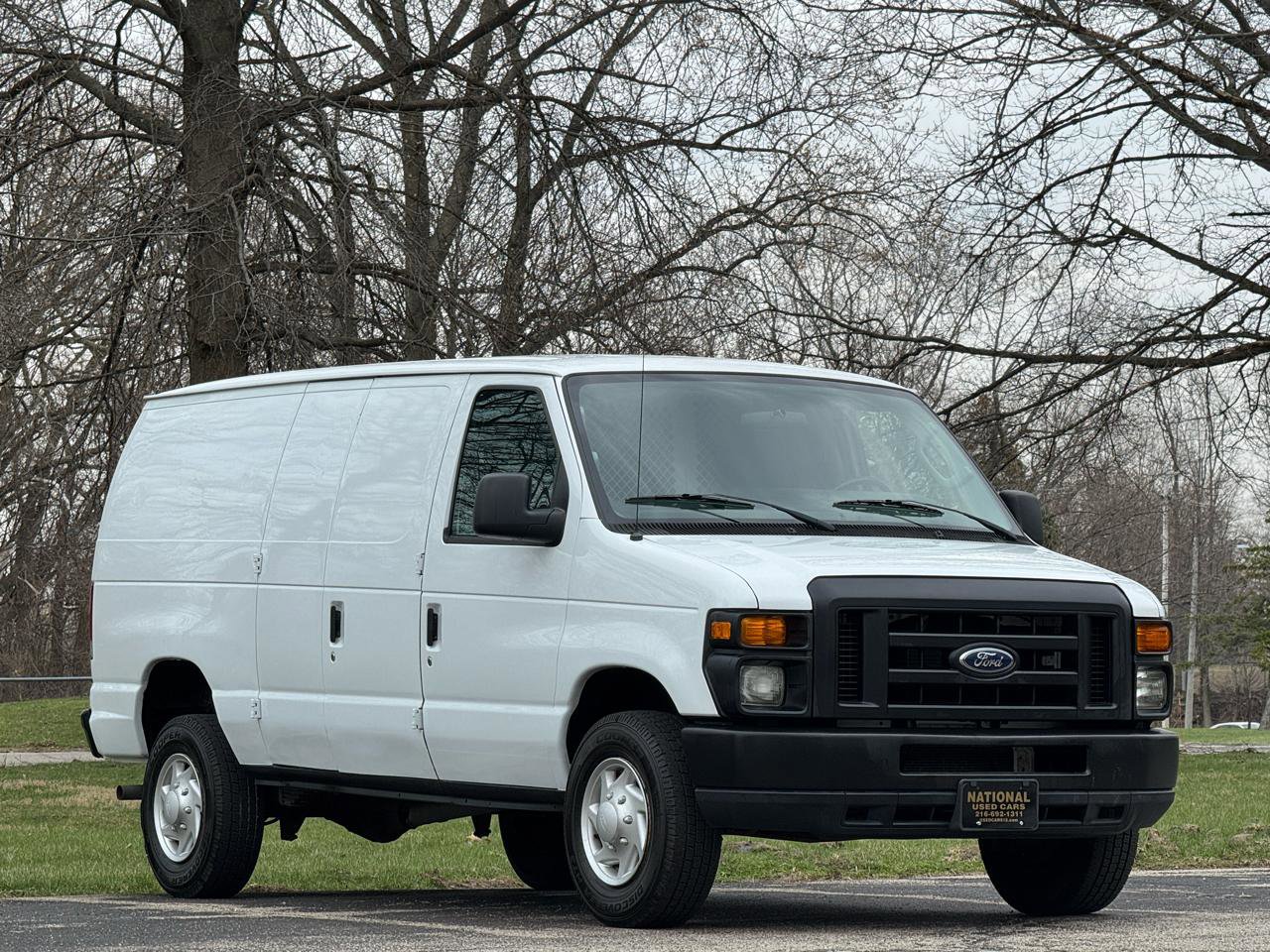 Used 2011 Ford E-250 and Econoline 250 w/ PWR Group image 3