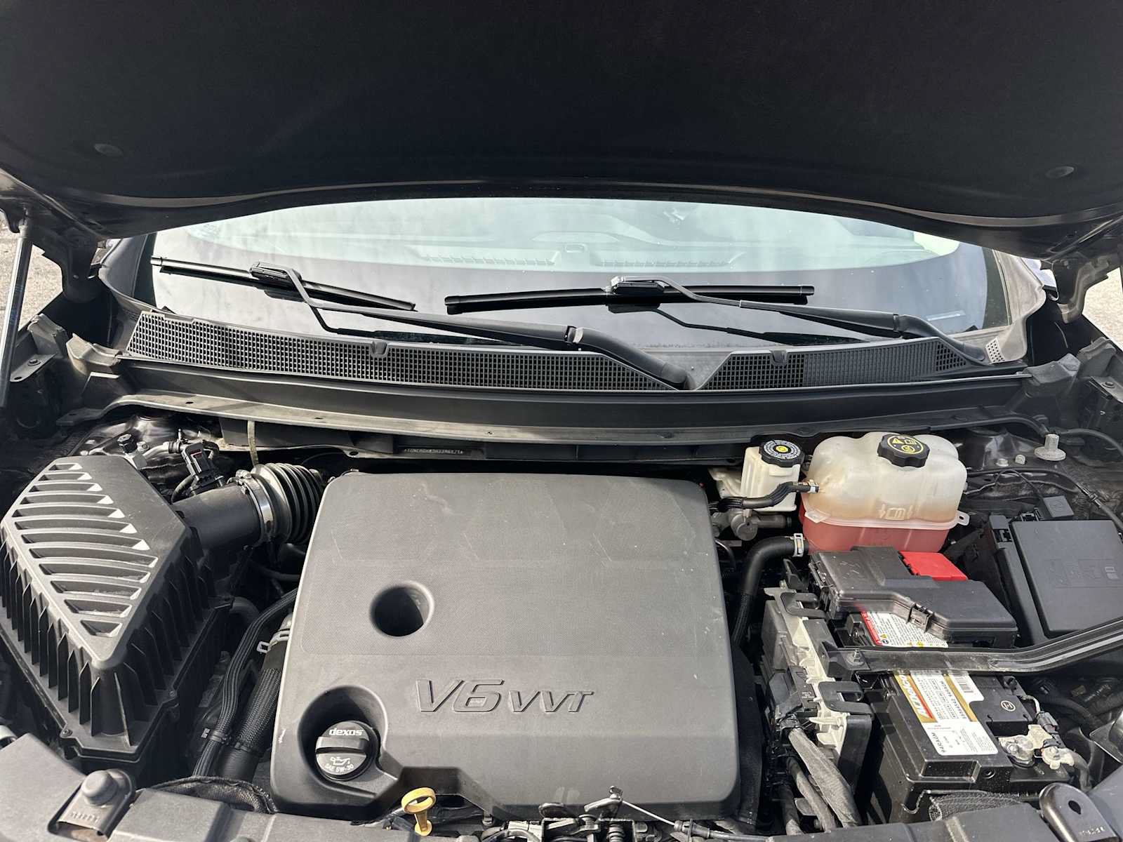 Used 2019 Chevrolet Traverse LT FWD image 13