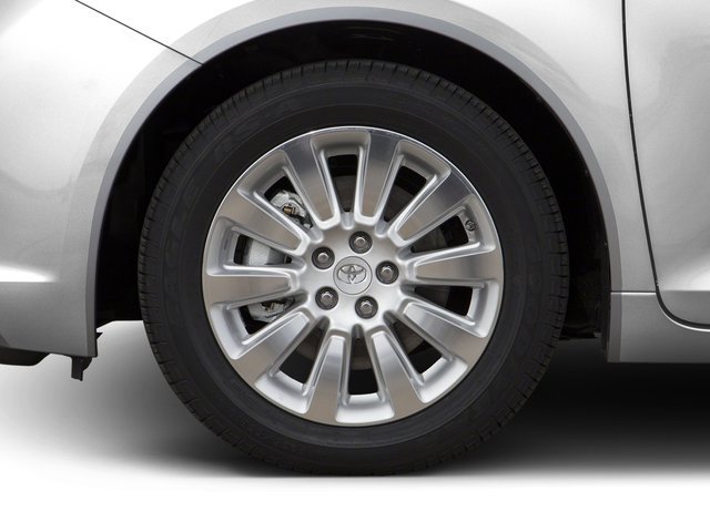 Used 2016 Toyota Sienna XLE Premium image 11