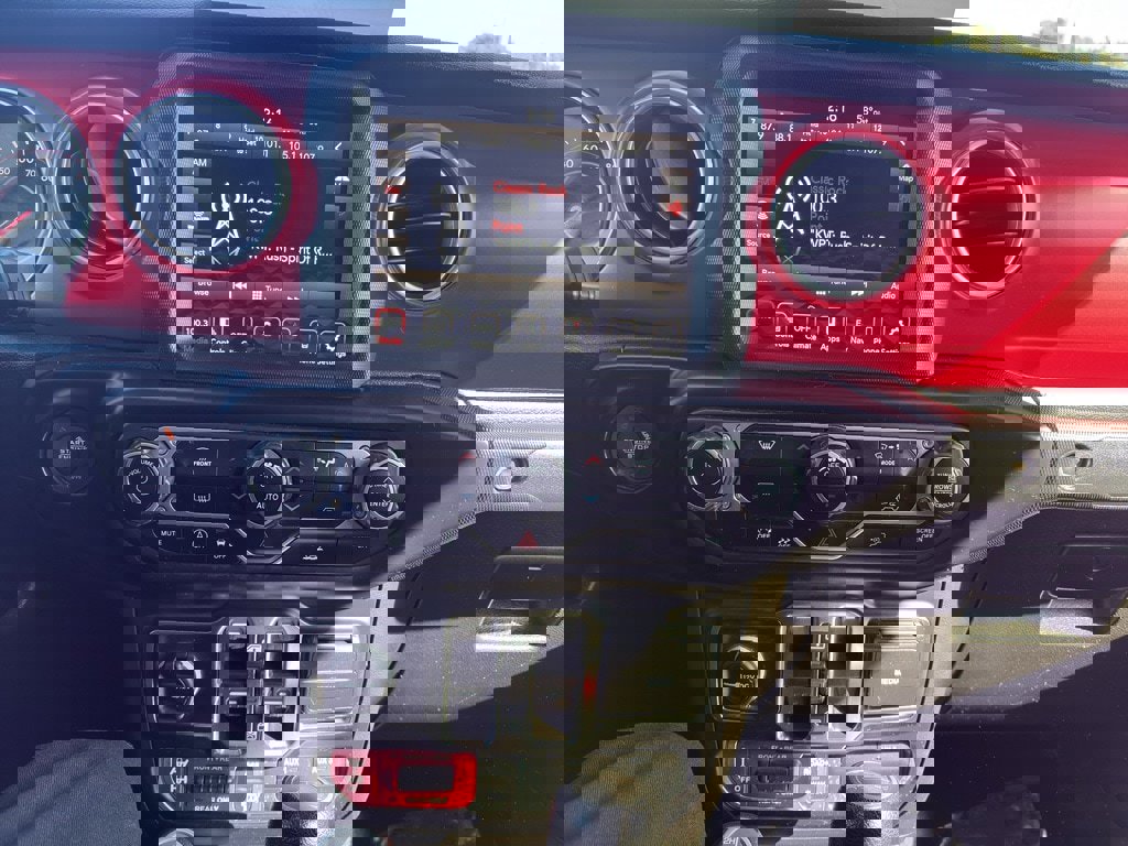 Used 2021 Jeep Gladiator Rubicon image 12