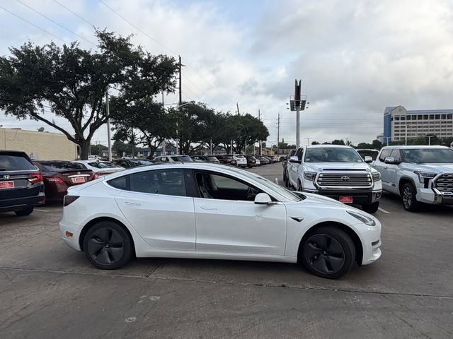 Used 2020 Tesla Model 3 Standard Range Plus RWD image 4
