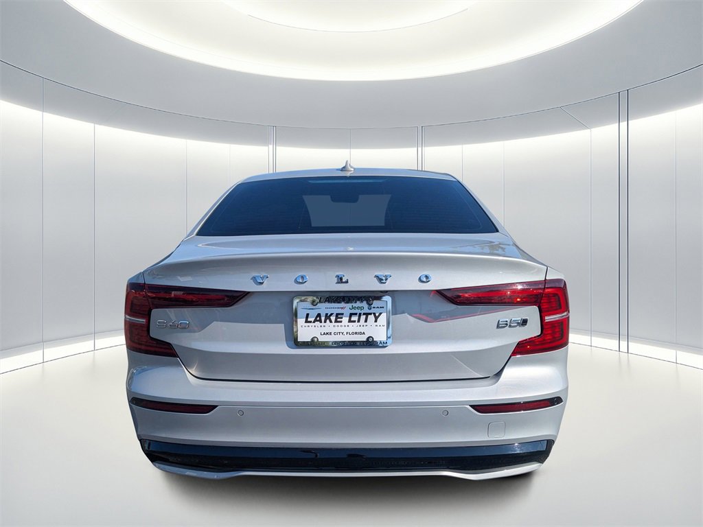 Used 2024 Volvo S60 B5 Plus image 5