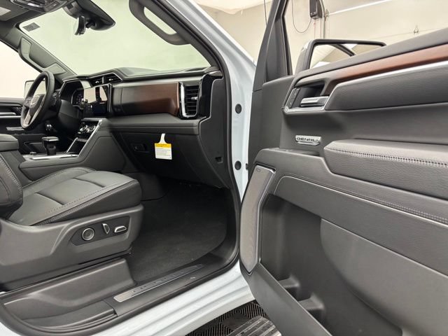 New 2026 GMC Sierra 1500 Denali w/ Denali Reserve Package AWD/4WD image 34