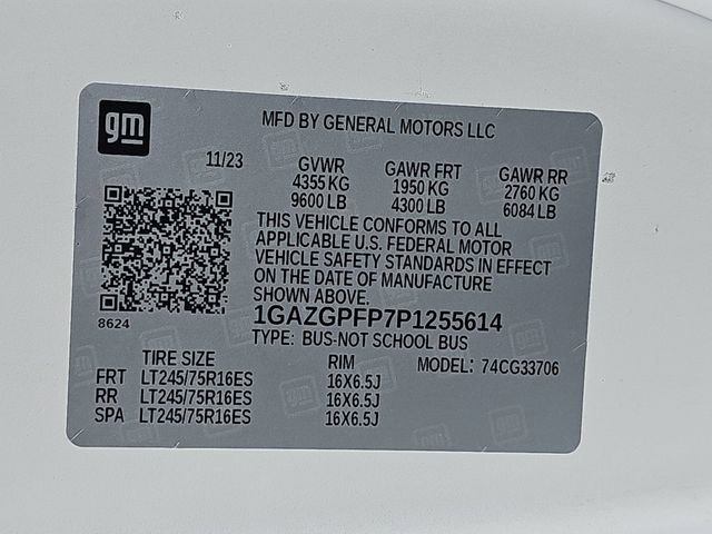 Used 2023 Chevrolet Express 3500 LT w/ LT Preferred Equipment Group image 31