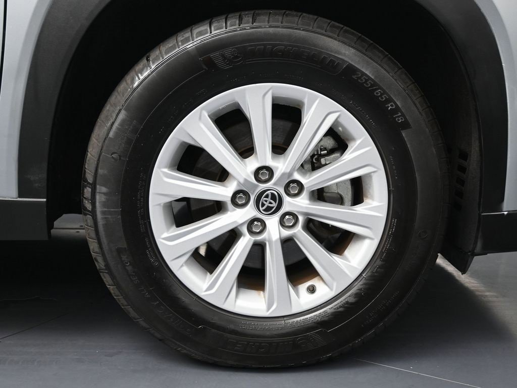 Used 2024 Toyota Grand Highlander XLE image 14