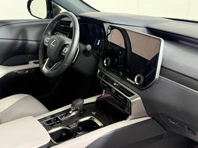 Certified 2026 Lexus RX 350 Premium Plus w/ Accessory Package (2T) FWD image 36