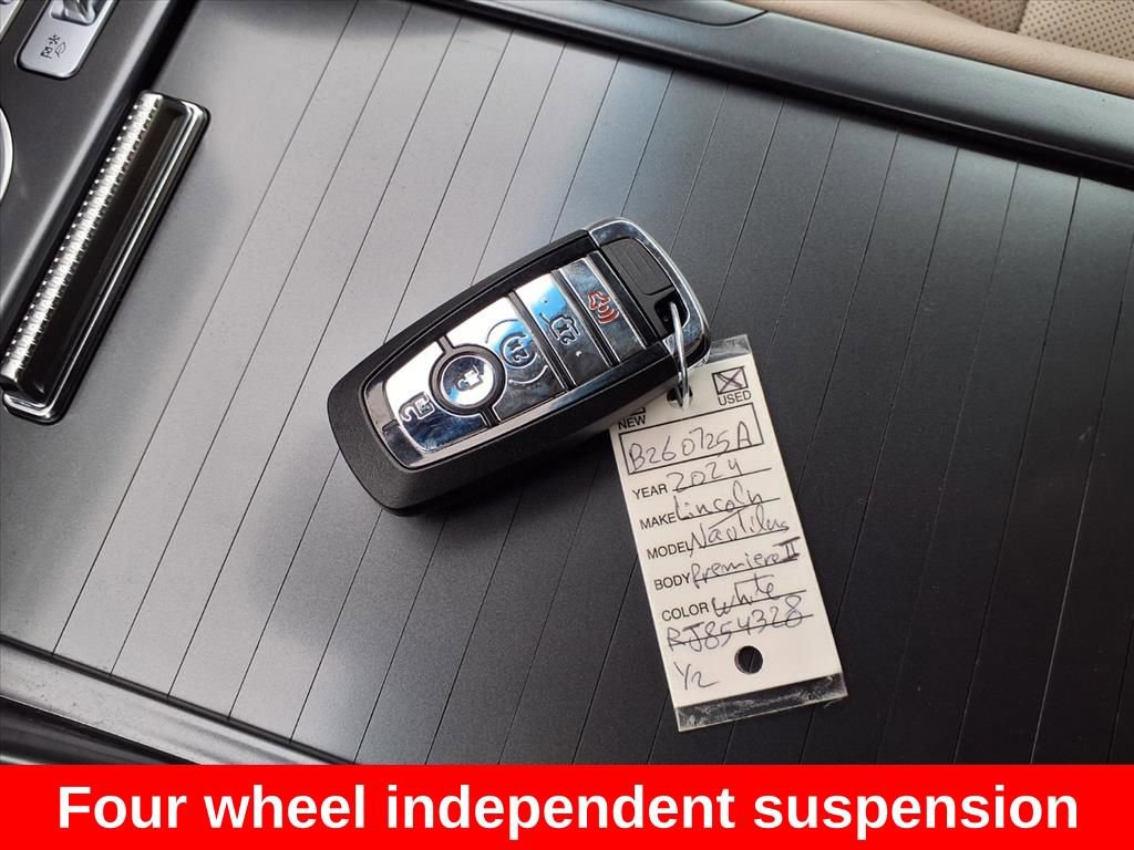 Used 2024 Lincoln Nautilus Premier w/ Equipment Group 102A image 19