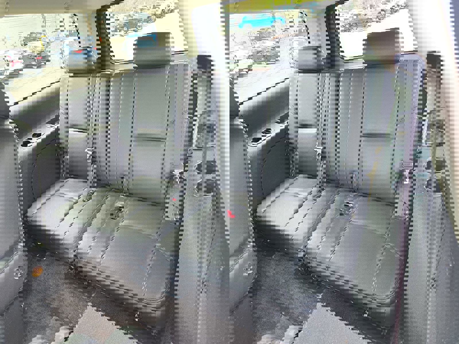 Used 2012 GMC Yukon XL Denali image 16