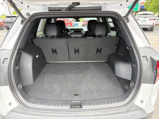 Used 2026 GMC Terrain Elevation w/ Elevation Premium Package FWD image 22