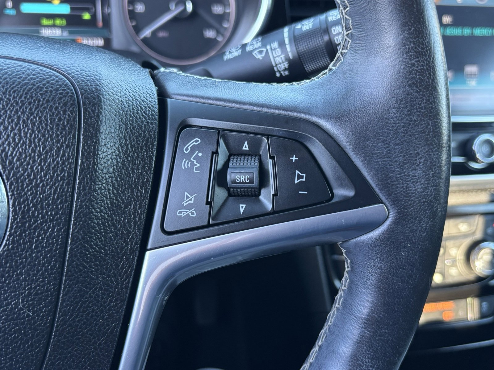 Used 2017 Buick Encore Essence image 23