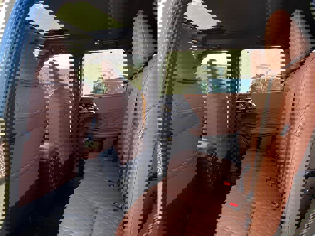 New 2025 Mitsubishi Outlander SEL image 13