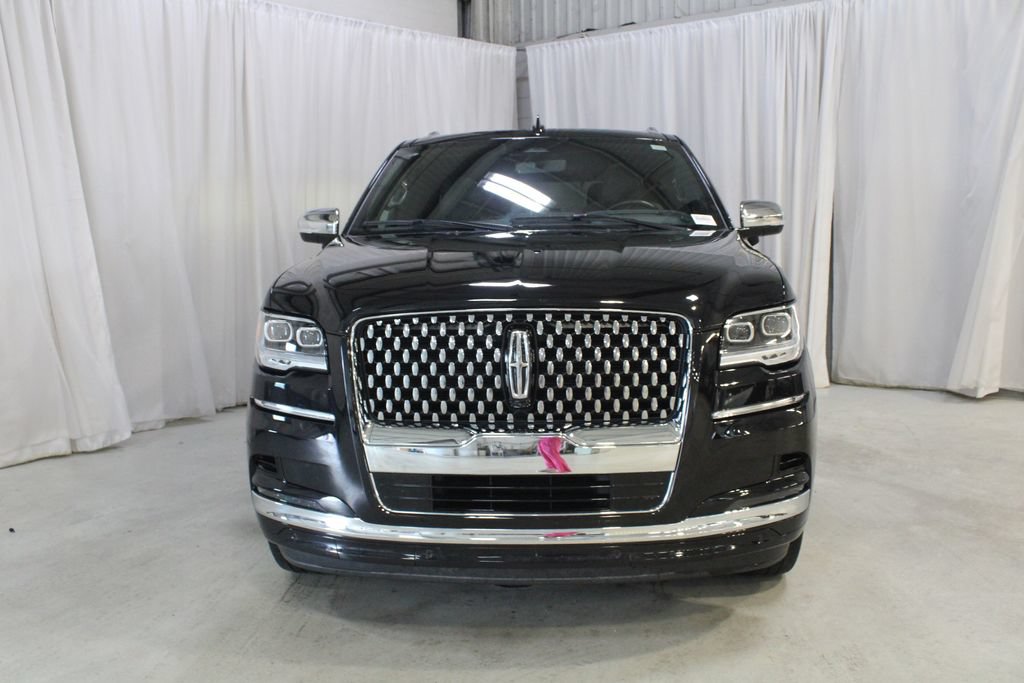Certified 2023 Lincoln Navigator Black Label AWD/4WD image 38