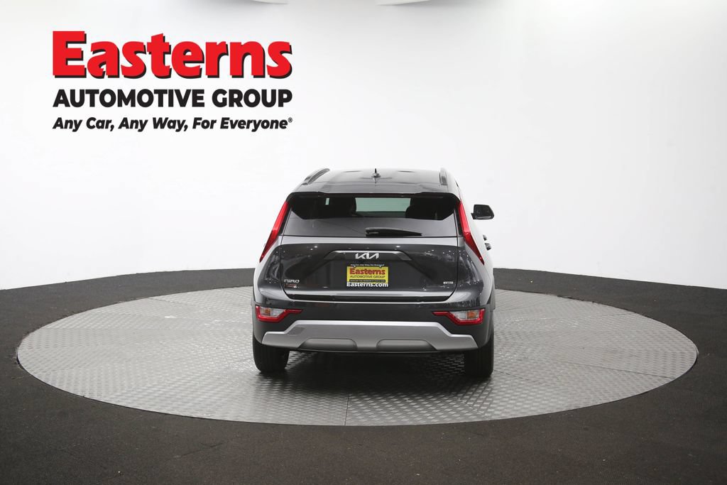 Used 2025 Kia Niro LX FWD image 35