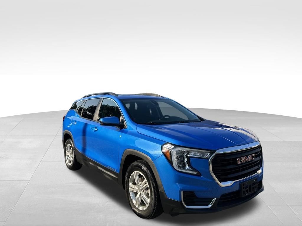 Used 2024 GMC Terrain SLE w/ Driver Convenience Package FWD image 8