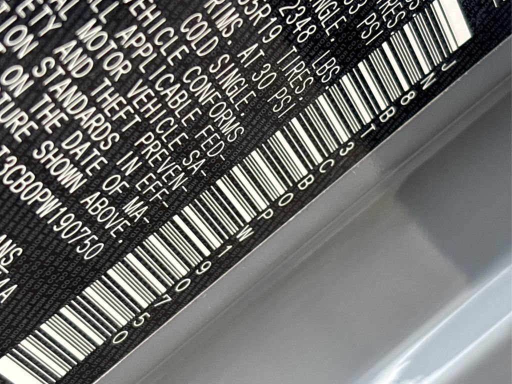 Used 2023 Nissan Rogue SL w/ SL Premium Package image 17