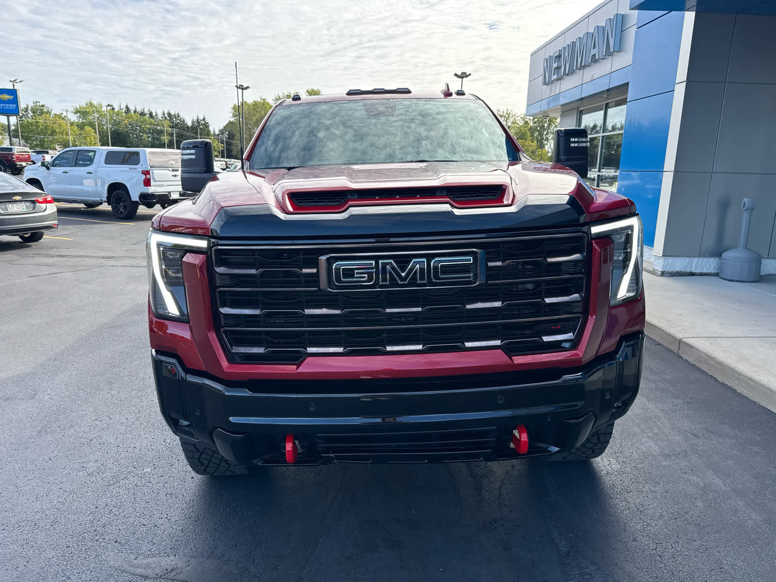 Used 2026 GMC Sierra 2500 AT4X w/ LPO, Black Badging Package AWD/4WD image 2