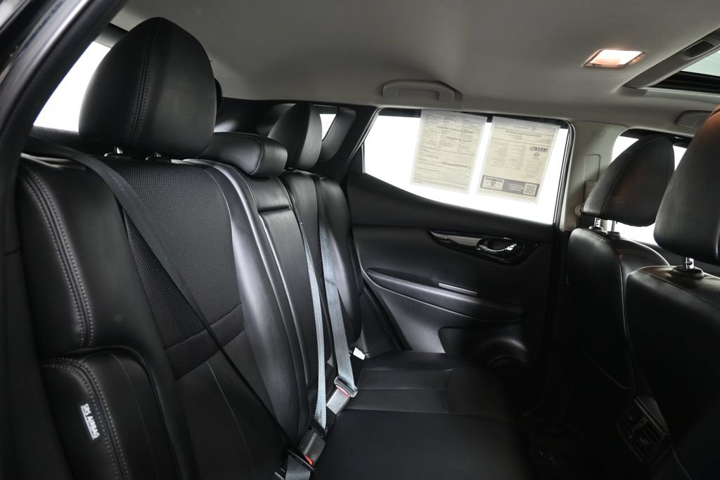 Used 2022 Nissan Rogue Sport SL w/ Premium Package AWD/4WD image 35