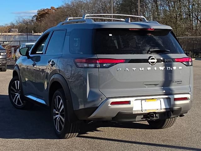 New 2025 Nissan Pathfinder Platinum w/ Cargo Package image 22