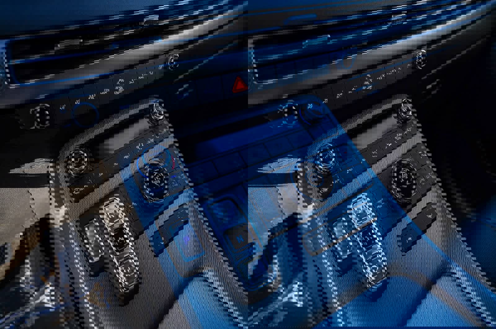 Certified 2025 Hyundai Palisade SEL image 21