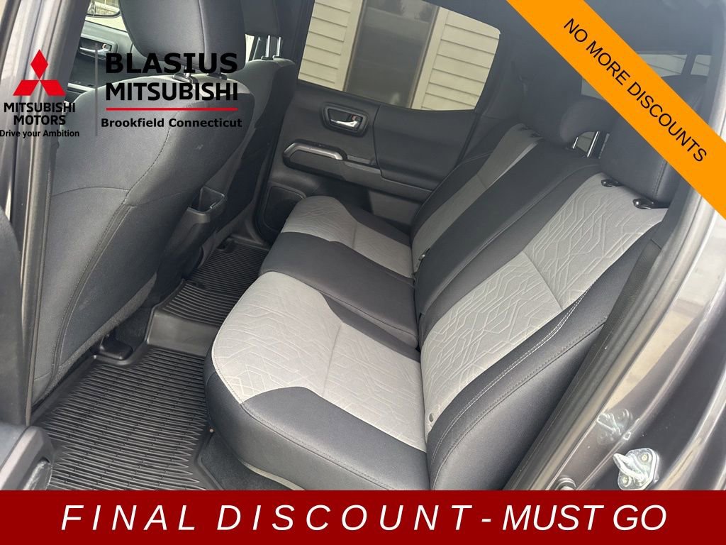 Used 2021 Toyota Tacoma TRD Sport w/ Technology Package image 33