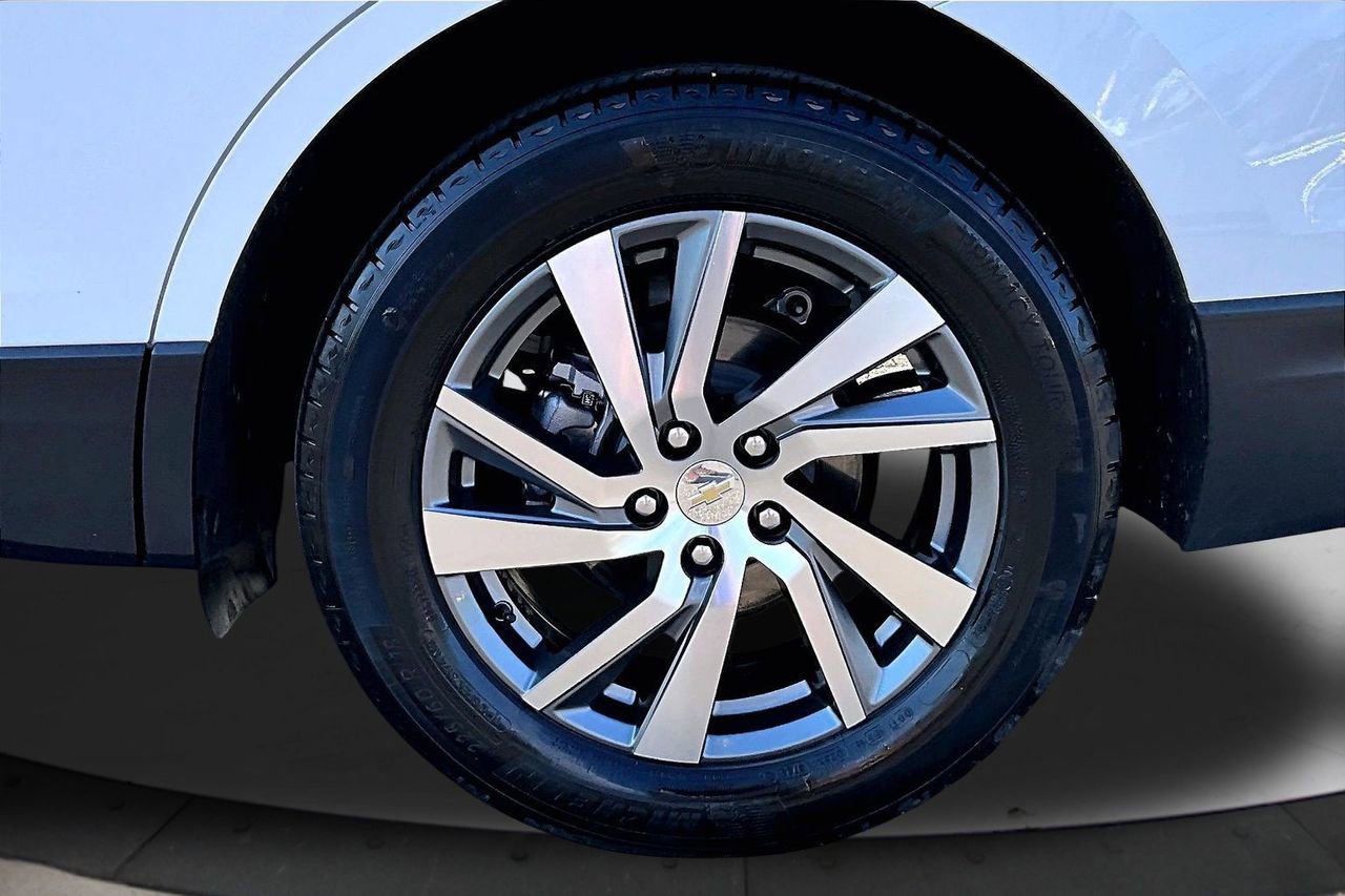 Used 2023 Chevrolet Equinox Premier image 33