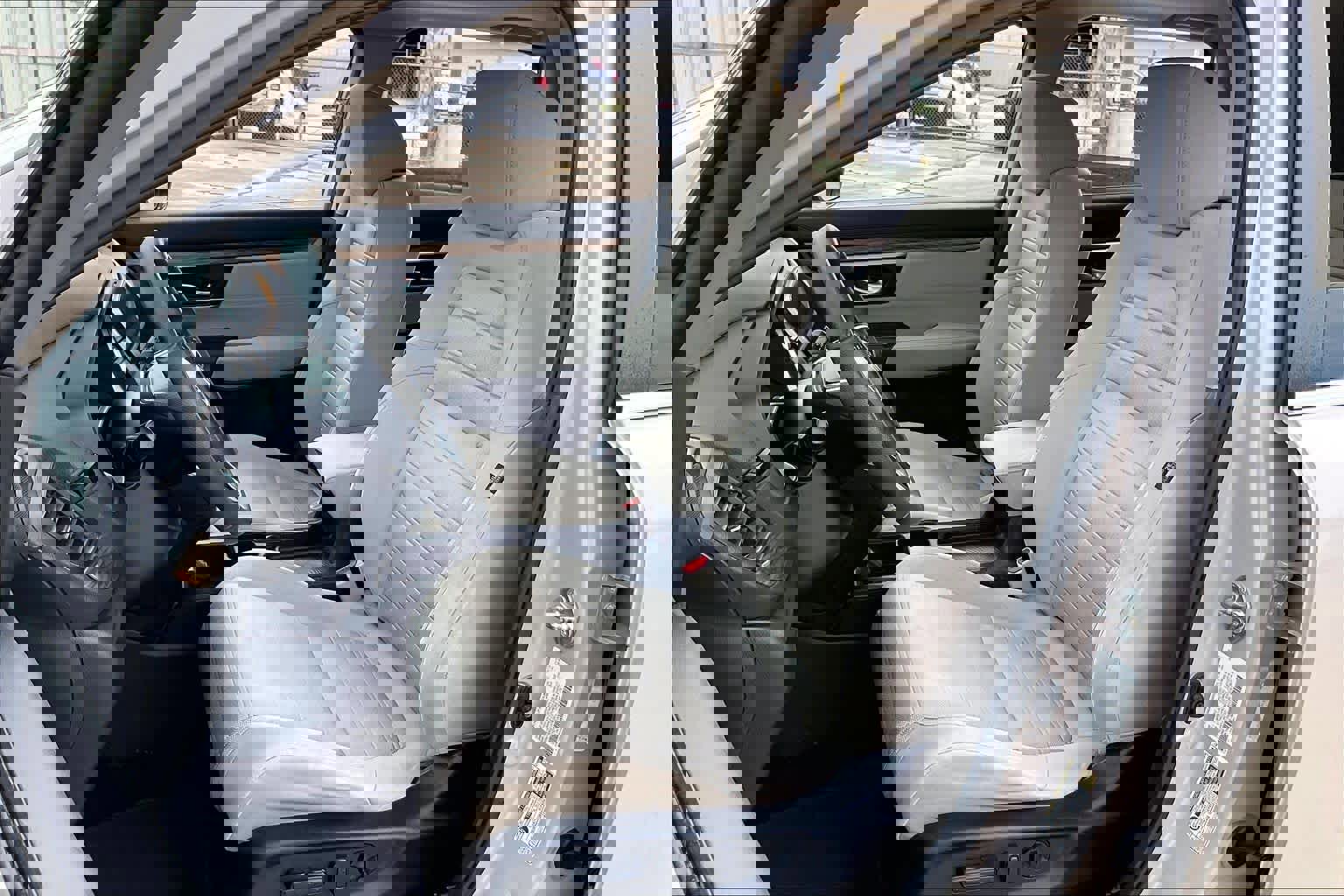 Used 2018 Honda CR-V EX image 9