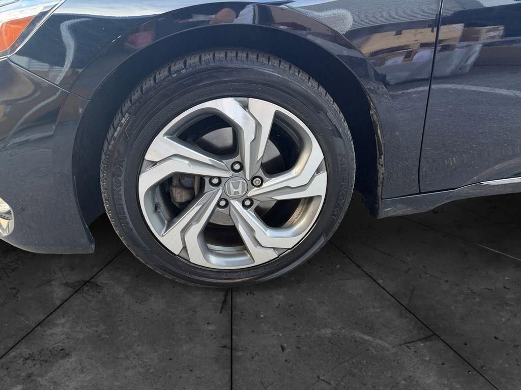 Used 2018 Honda Accord EX image 14