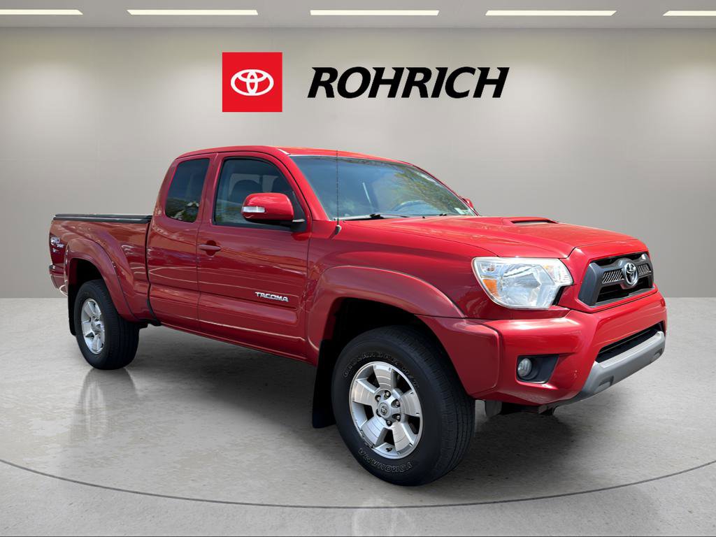 Used 2012 Toyota Tacoma 4x4 Access Cab V6 w/ TRD Sport Pkg image 4