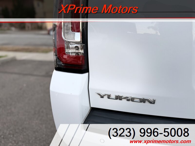 Used 2016 GMC Yukon SLT w/ Open Road Package AWD/4WD image 11